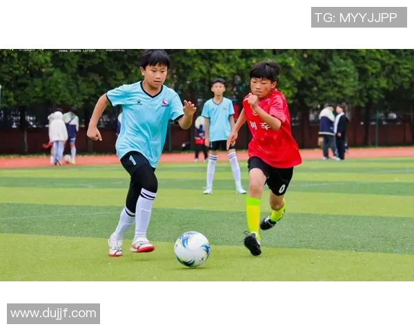 足球明星们是否真的踏上了外星球的绿茵场探险之旅 足球明星们是否真的踏上了外星球的绿茵场探险之旅